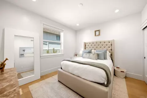Bedroom - 825 9th St, Coronado, CA 92118 photo 3 of 6