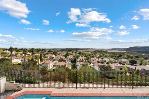View/Area - 5048 Viewridge Way, Oceanside, CA 92056 photo 5 of 12