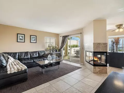 Living - 5048 Viewridge Way, Oceanside, CA 92056 photo 4 of 4