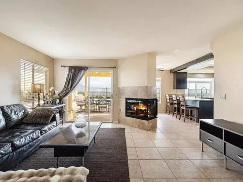 Living - 5048 Viewridge Way, Oceanside, CA 92056 photo 3 of 4