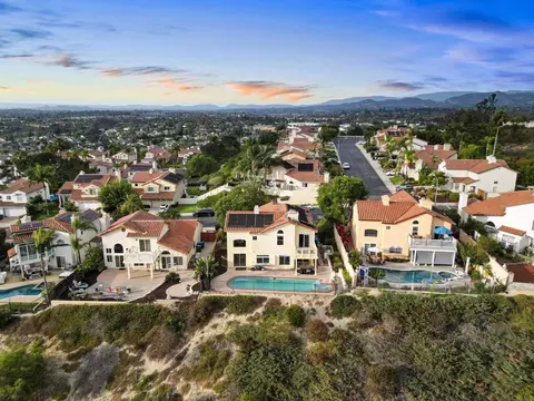 View/Area - 5048 Viewridge Way, Oceanside, CA 92056 photo 6 of 12