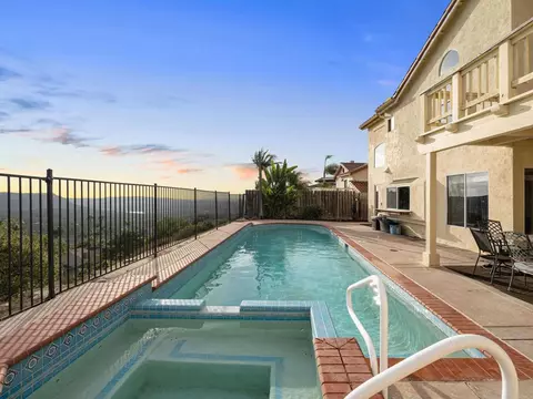 Exterior - 5048 Viewridge Way, Oceanside, CA 92056 photo 4 of 5