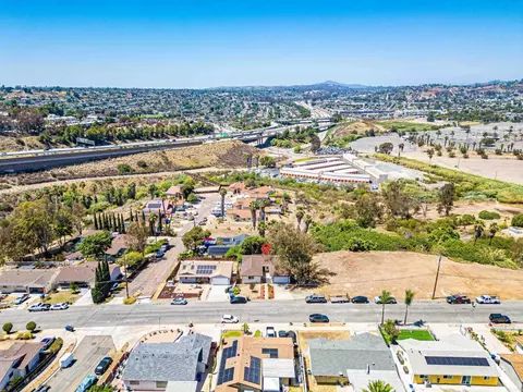 View/Area - 8808 Leigh Ave, Spring Valley, CA 91977 photo 8 of 10