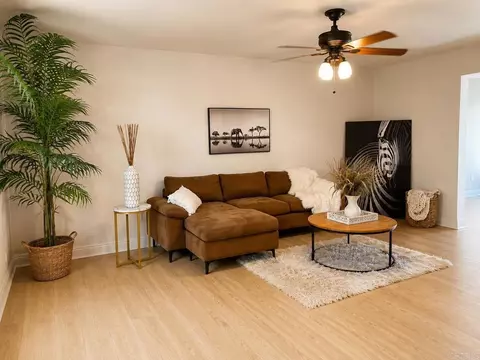 Living - 1045 Peach Ave #28, El Cajon, CA 92021 photo 2 of 3