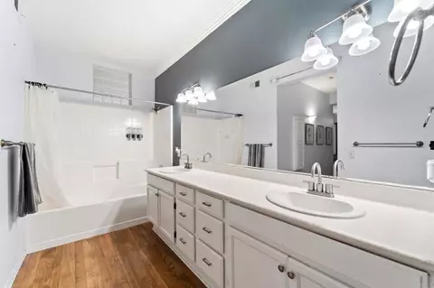 Bath - 3239 Dehesa Rd #48, El Cajon, CA 92019 photo 2 of 2