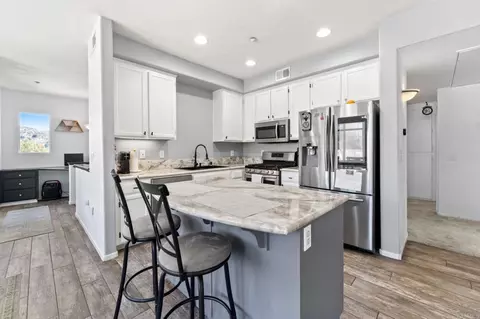 Kitchen - 3239 Dehesa Rd #48, El Cajon, CA 92019 photo 3 of 6