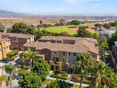 View/Area - 1824 Peach Ct #3, Chula Vista, CA 91913 photo 2 of 4