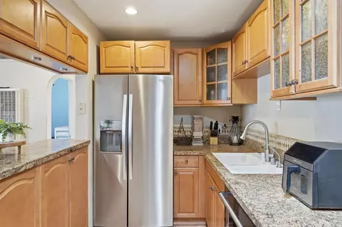 Kitchen - 918 Galopago, Spring Valley, CA 91977 photo 1 of 2