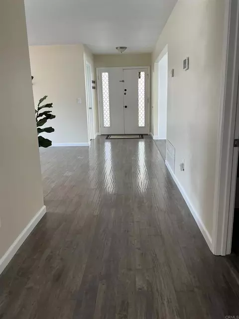 Entry Way - 8427 Carlton Oaks Dr, Santee, CA 92071 photo 3 of 3