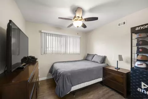 Bedroom - 8427 Carlton Oaks Dr, Santee, CA 92071 photo 6 of 9