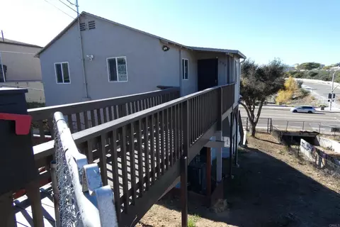 648 51 St, San Diego, CA 92114
