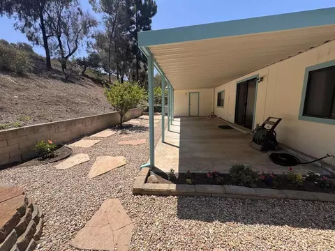 2289 Bryant Dr, Carlsbad, CA 92008 photo 32