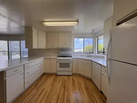 2289 Bryant Dr, Carlsbad, CA 92008 photo 14