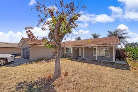 Exterior - 1284 Bates Ln, El Cajon, CA 92021 photo 2 of 2