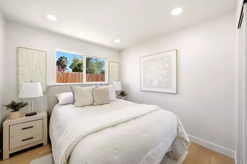 Bedroom - 14722 Jeff Park Ln, Poway, CA 92064 photo 3 of 9