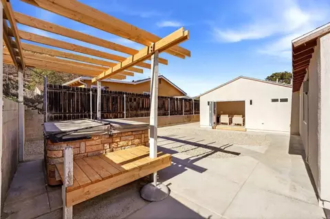 Exterior - 14722 Jeff Park Ln, Poway, CA 92064 photo 4 of 7