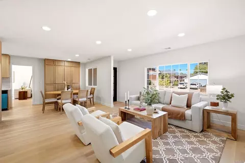 Living - 14722 Jeff Park Ln, Poway, CA 92064 photo 1 of 3