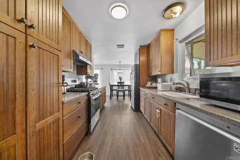 Entry Way - 826 Ellen Ln, El Cajon, CA 92019 photo 1 of 1