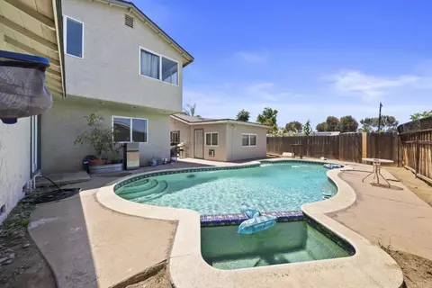 Exterior - 826 Ellen Ln, El Cajon, CA 92019 photo 3 of 5