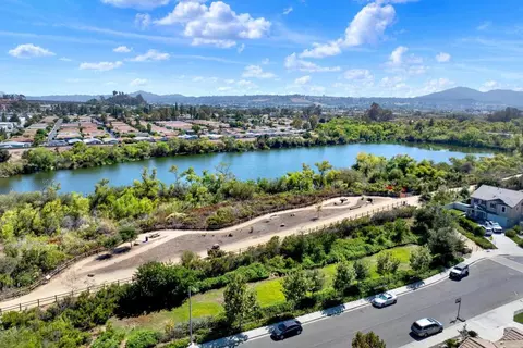 View/Area - 10510 Share Ct, Santee, CA 92071 photo 4 of 5