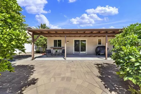 Exterior - 10510 Share Ct, Santee, CA 92071 photo 2 of 10