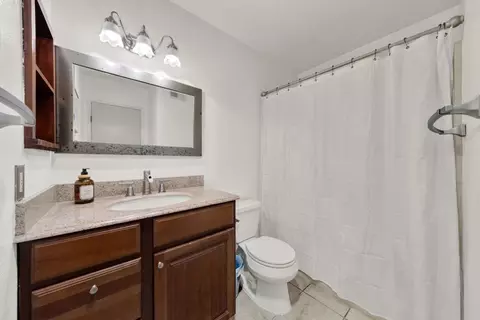 Bath - 10510 Share Ct, Santee, CA 92071 photo 1 of 2