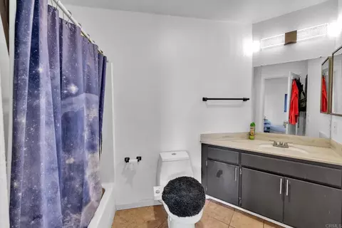 Bath - 2906 Elm Tree Ct, Spring Valley, CA 91978 photo 1 of 2