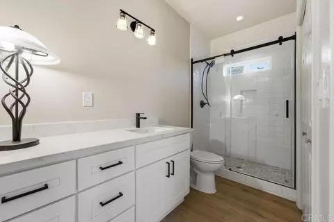 Bath - 575 Mitchell Ave, San Leandro, CA 94577 photo 7 of 7