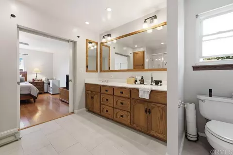 Bath - 575 Mitchell Ave, San Leandro, CA 94577 photo 5 of 7