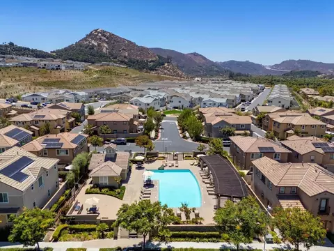 View/Area - 259 Dun Blazer Way, Fallbrook, CA 92028 photo 3 of 12