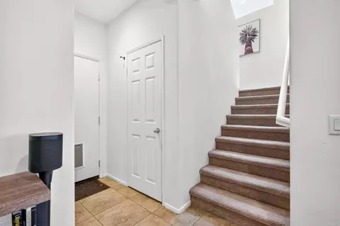 Entry Way - 259 Dun Blazer Way, Fallbrook, CA 92028 photo 1 of 3