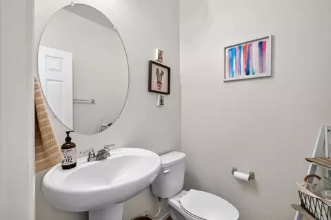 Bath - 259 Dun Blazer Way, Fallbrook, CA 92028 photo 1 of 4