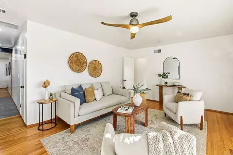 Living - 455 Nickman, Chula Vista, CA 91911 photo 2 of 7