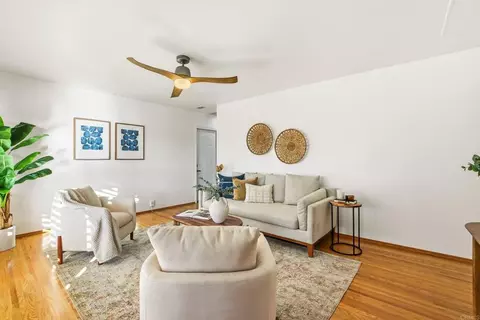 Living - 455 Nickman, Chula Vista, CA 91911 photo 4 of 7