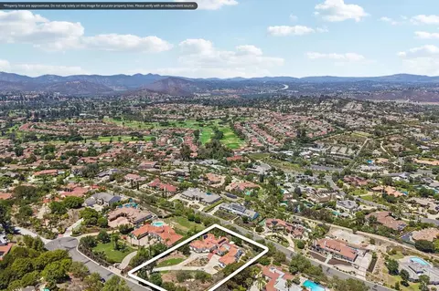 View/Area - 17572 Via Loma Dr, Poway, CA 92064 photo 7 of 8
