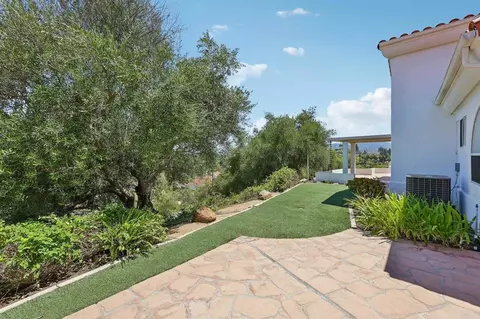 Exterior - 17572 Via Loma Dr, Poway, CA 92064 photo 13 of 14