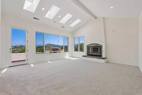 Living - 17572 Via Loma Dr, Poway, CA 92064 photo 3 of 12
