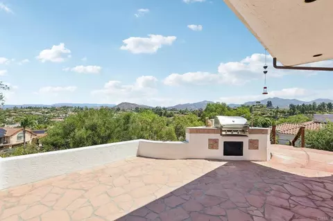 Exterior - 17572 Via Loma Dr, Poway, CA 92064 photo 7 of 14