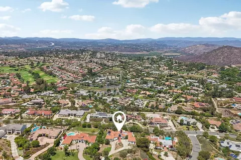 View/Area - 17572 Via Loma Dr, Poway, CA 92064 photo 2 of 8