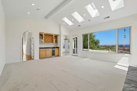 Living - 17572 Via Loma Dr, Poway, CA 92064 photo 6 of 12