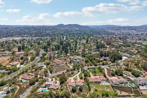 View/Area - 17572 Via Loma Dr, Poway, CA 92064 photo 8 of 8