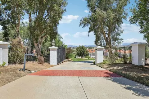 Exterior - 17572 Via Loma Dr, Poway, CA 92064 photo 2 of 14