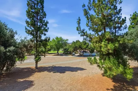 Exterior - 3171 Dehesa Rd #5, El Cajon, CA 92019 photo 5 of 13