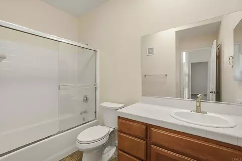 Bath - 3171 Dehesa Rd #5, El Cajon, CA 92019 photo 3 of 4