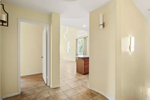 Entry Way - 3171 Dehesa Rd #5, El Cajon, CA 92019 photo 2 of 2