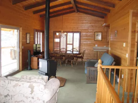 Dining - 34675 Yuma Rd, Julian, CA 92036 photo 1 of 4