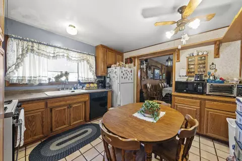 Kitchen - 9733 Settle Rd, Santee, CA 92071 photo 3 of 3