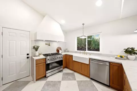 Kitchen - 1315 Barbara Dr, Vista, CA 92084 photo 2 of 4