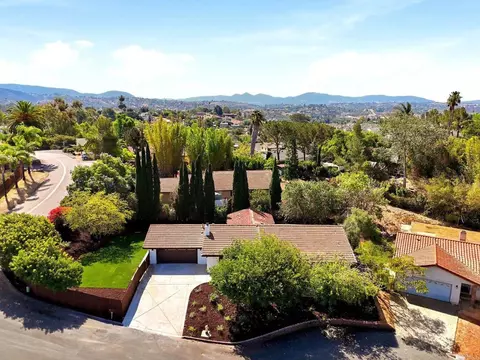 View/Area - 1315 Barbara Dr, Vista, CA 92084 photo 1 of 5