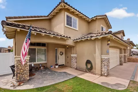 Exterior - 13049 Laurel Canyon Rd, Lakeside, CA 92040 photo 7 of 8